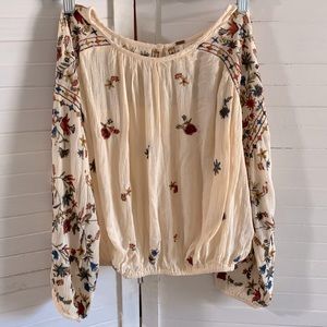 Free people size small long sleeve peasant blouse